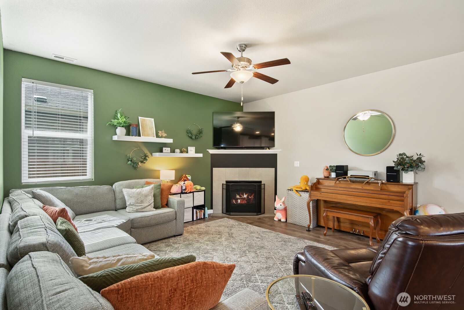 3246 Scotland Alley , Mount Vernon, WA 98273