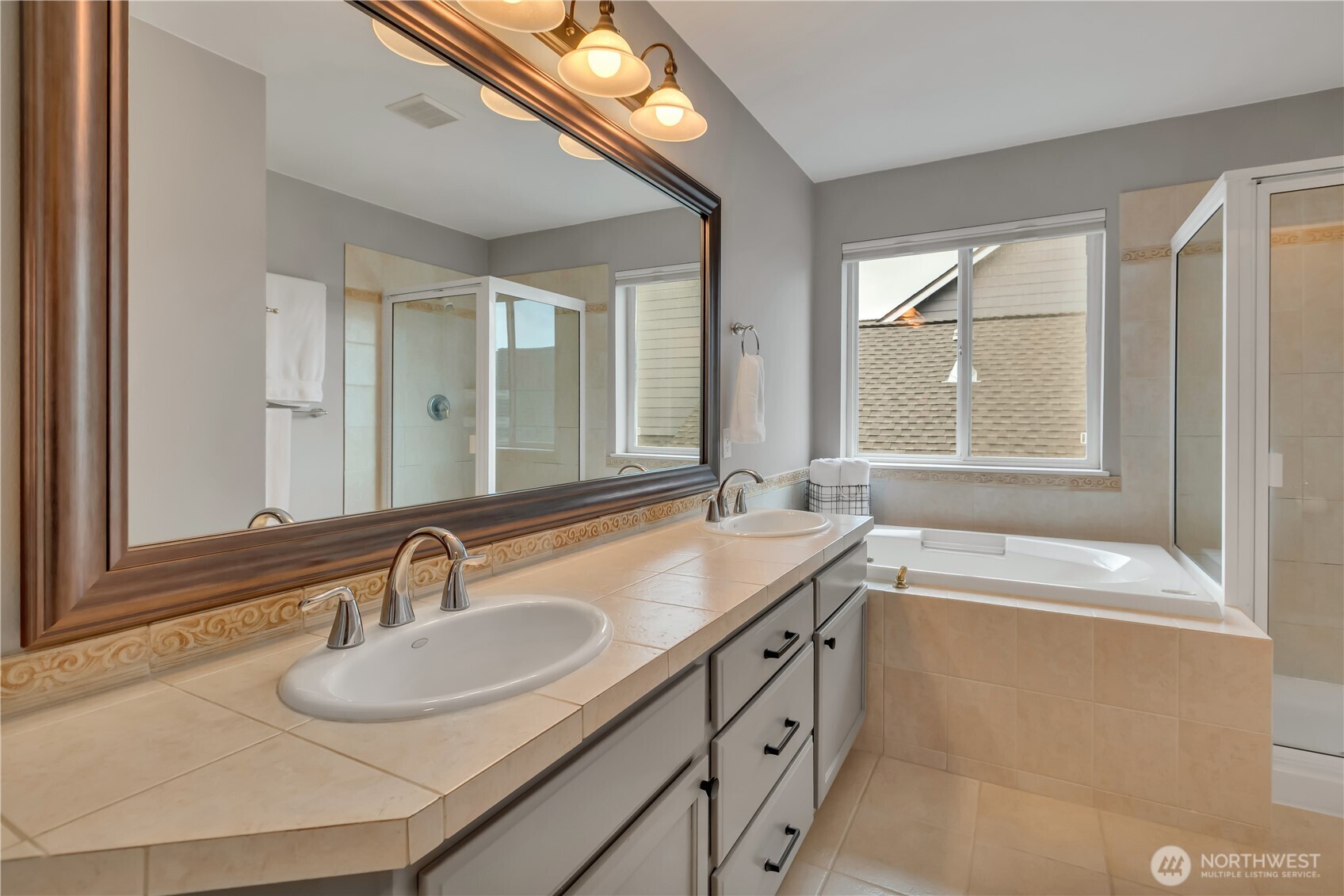 5304 Nathan Loop SE, Auburn, WA 98092