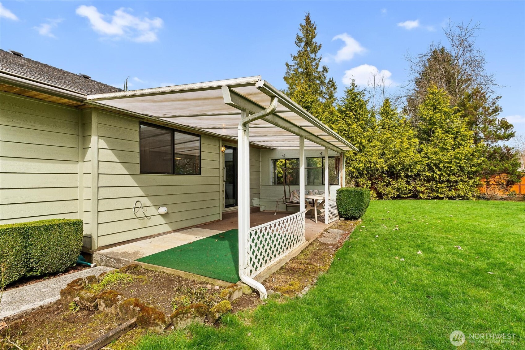 6811 59th Drive NE, Marysville, WA 98270