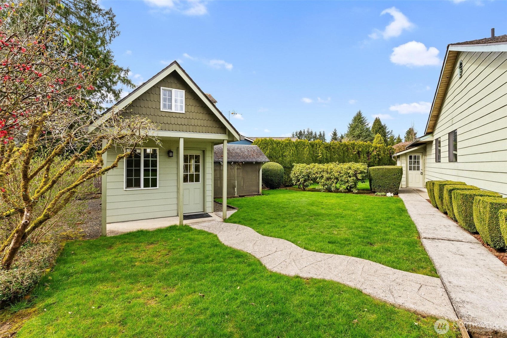 6811 59th Drive NE, Marysville, WA 98270