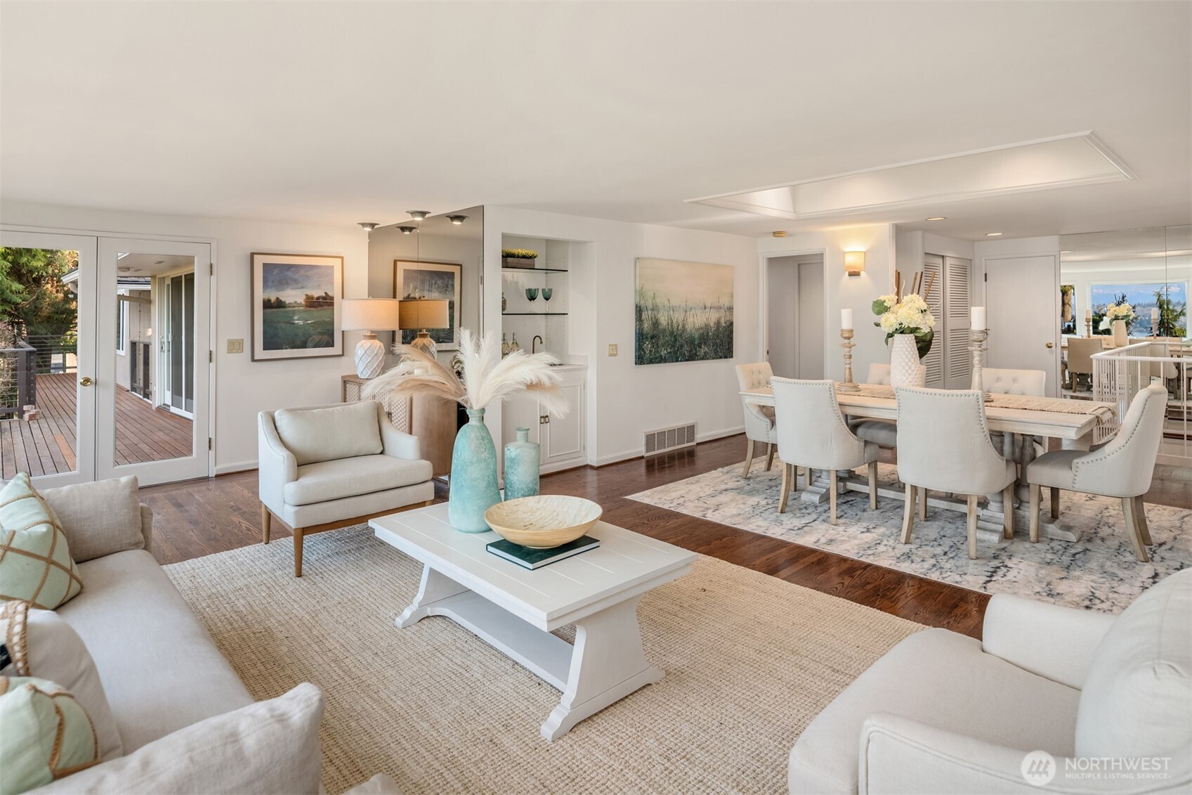 4701 84th Avenue SE, Mercer Island, WA 98040