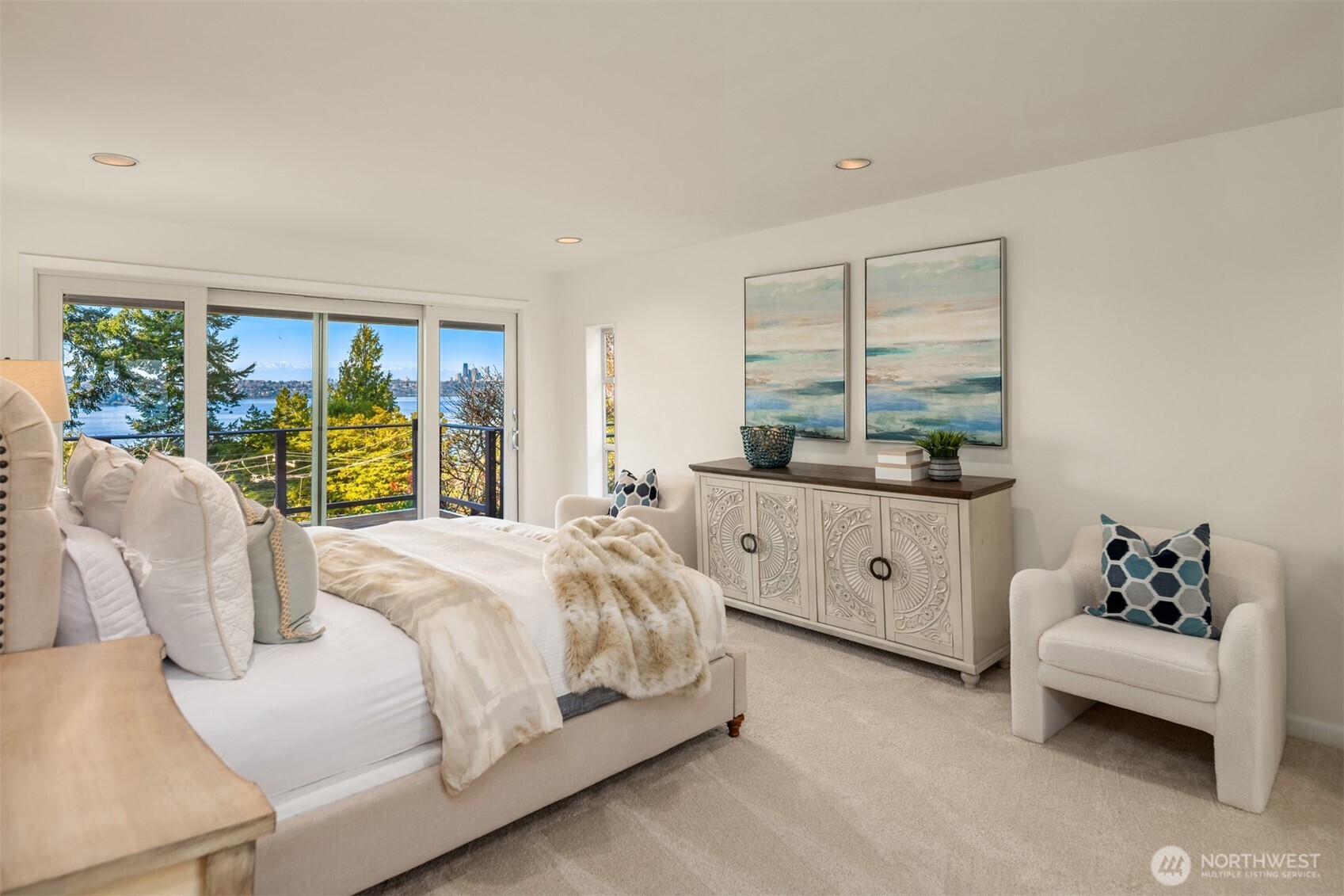 4701 84th Avenue SE, Mercer Island, WA 98040