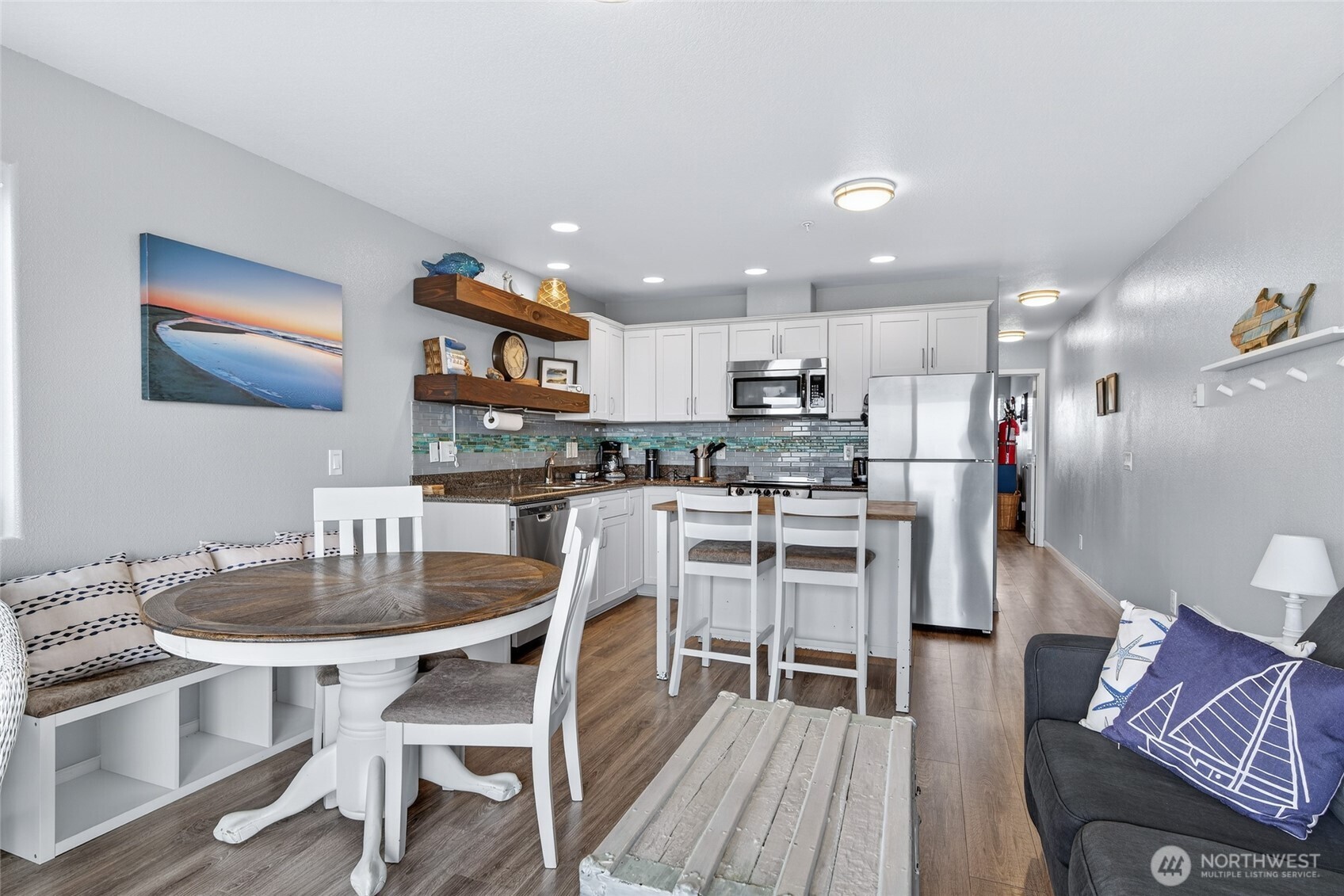 205 W Bolstad Avenue #304, Long Beach, WA 98631