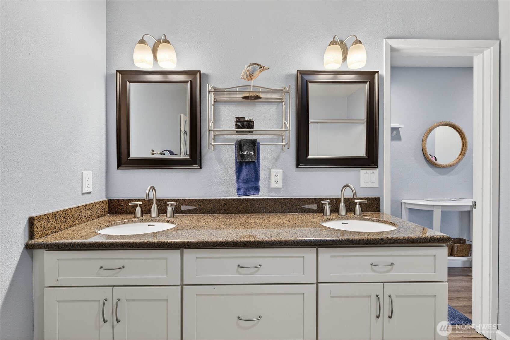 205 W Bolstad Avenue #304, Long Beach, WA 98631