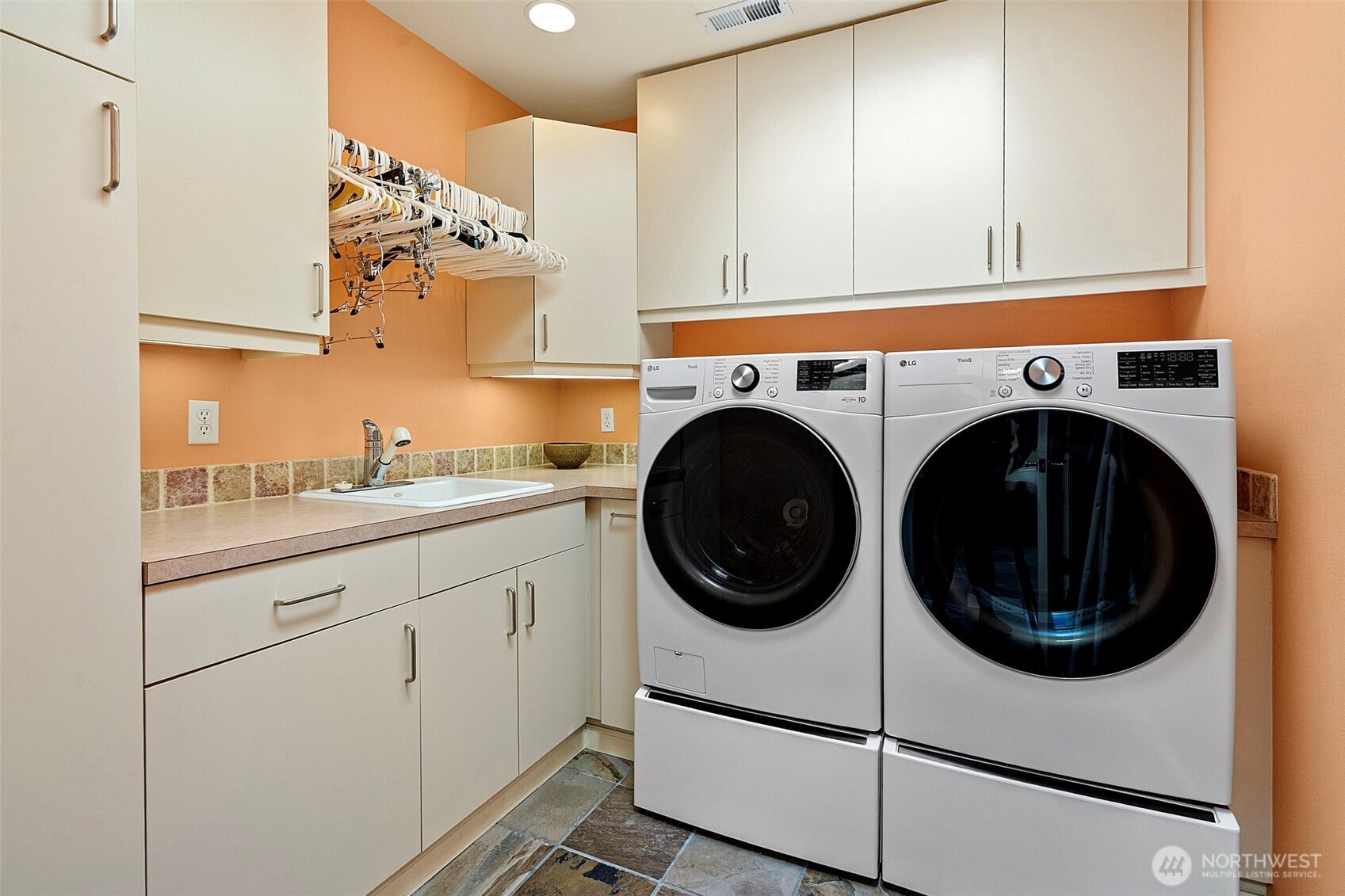 7305 Soundview Drive #702, Gig Harbor, WA 98335