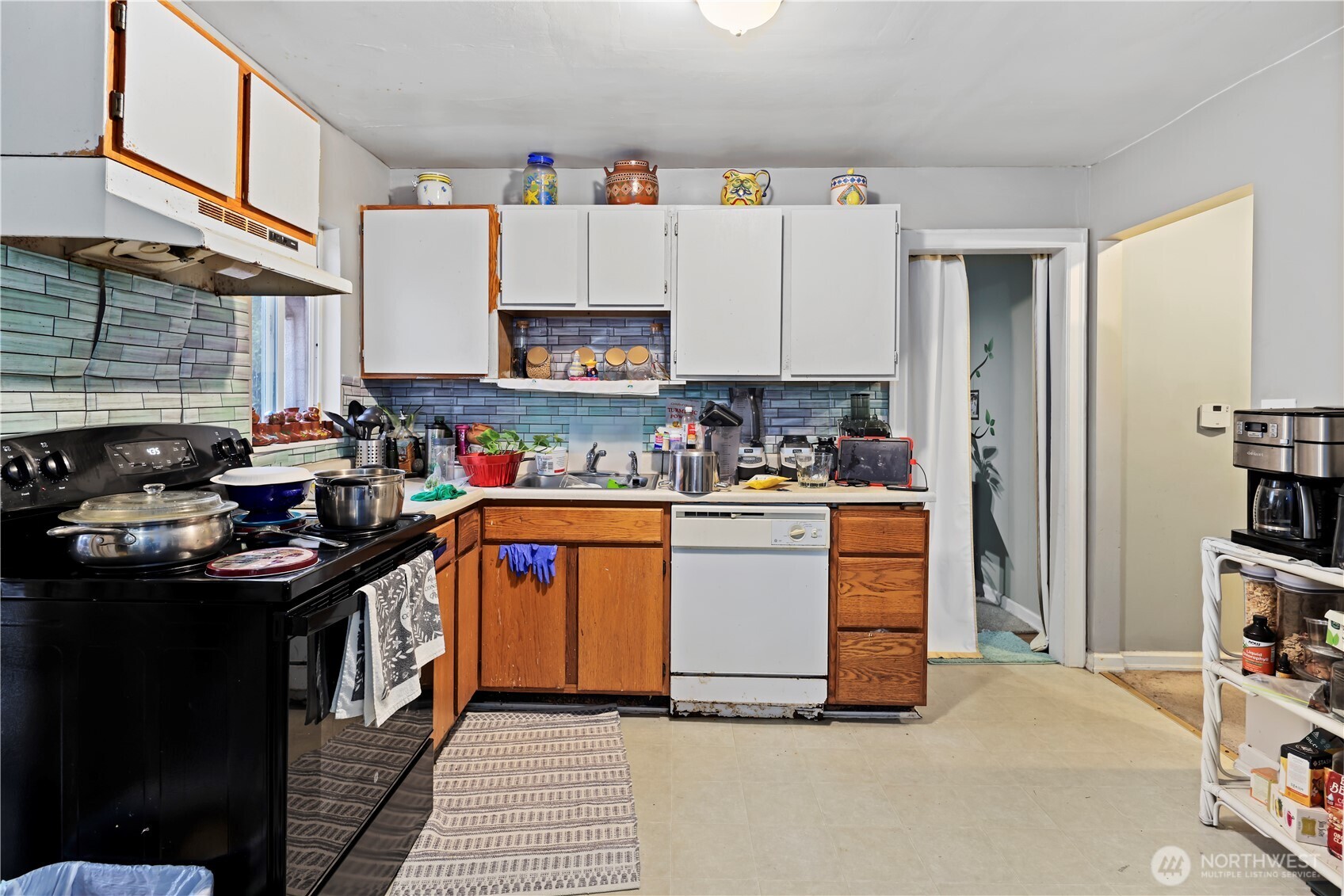 12206 1st Avenue S, Seattle, WA 98168