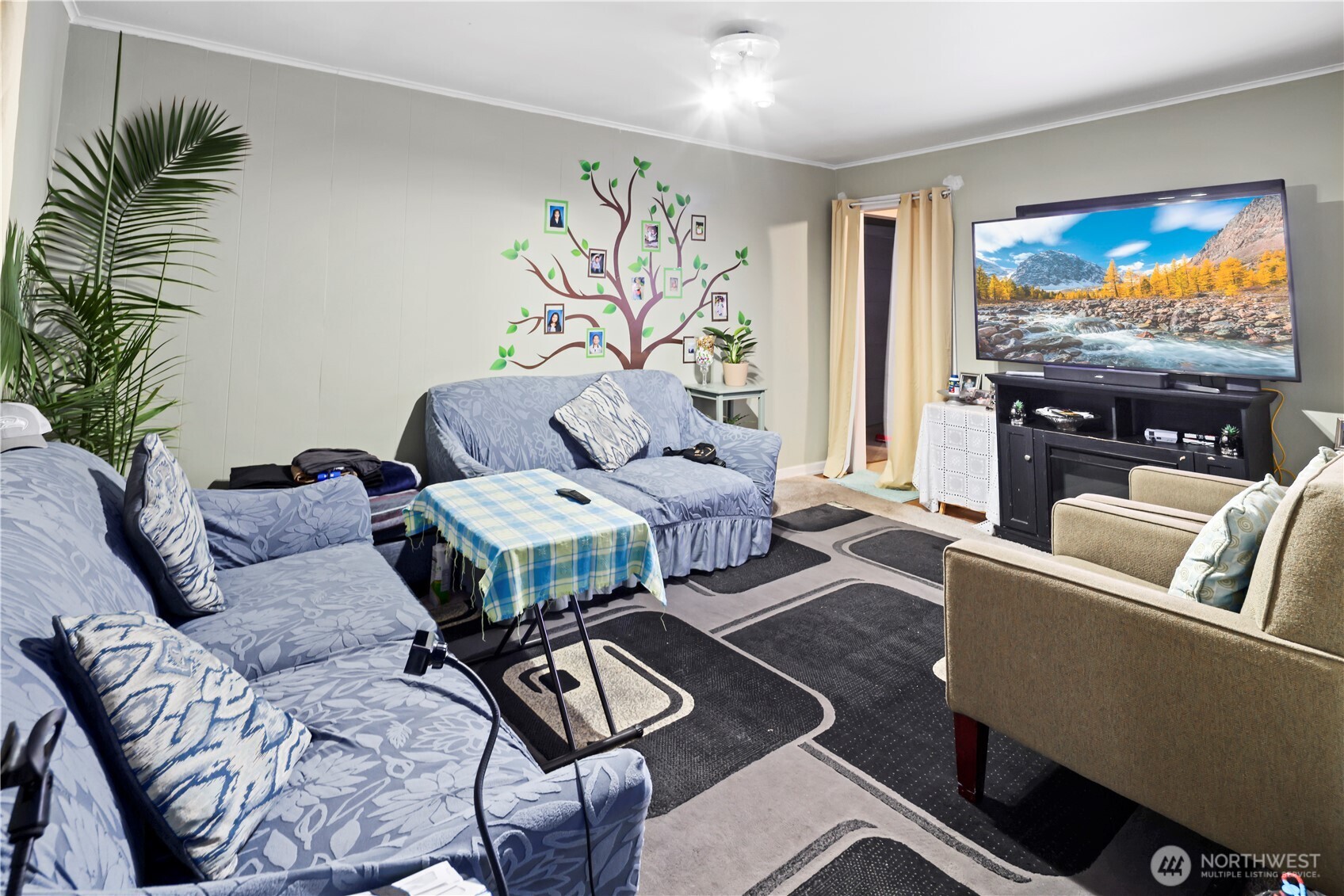 12206 1st Avenue S, Seattle, WA 98168