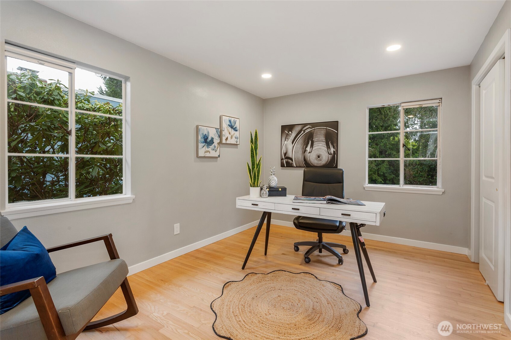 10726 Sand Point Way NE #A, Seattle, WA 98125