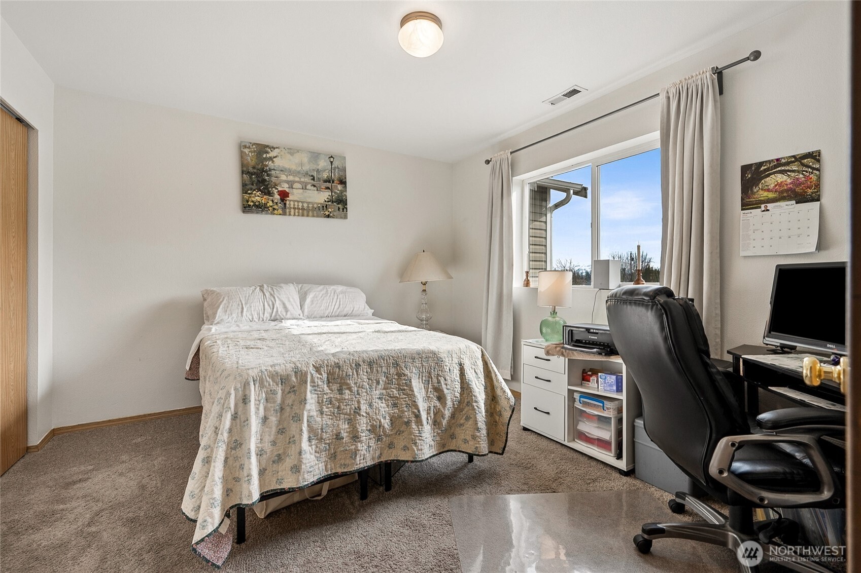 4911 N Vista Drive E #1, Bonney Lake, WA 98391