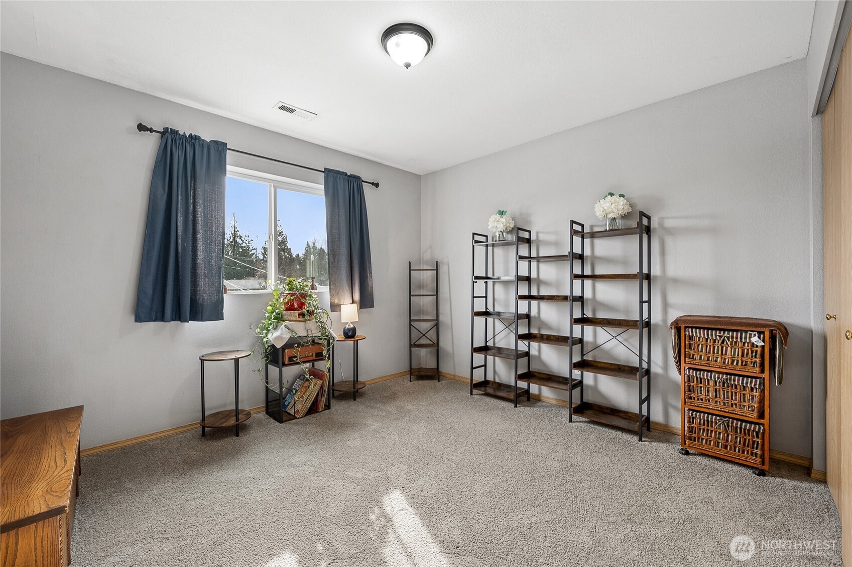 4911 N Vista Drive E #1, Bonney Lake, WA 98391