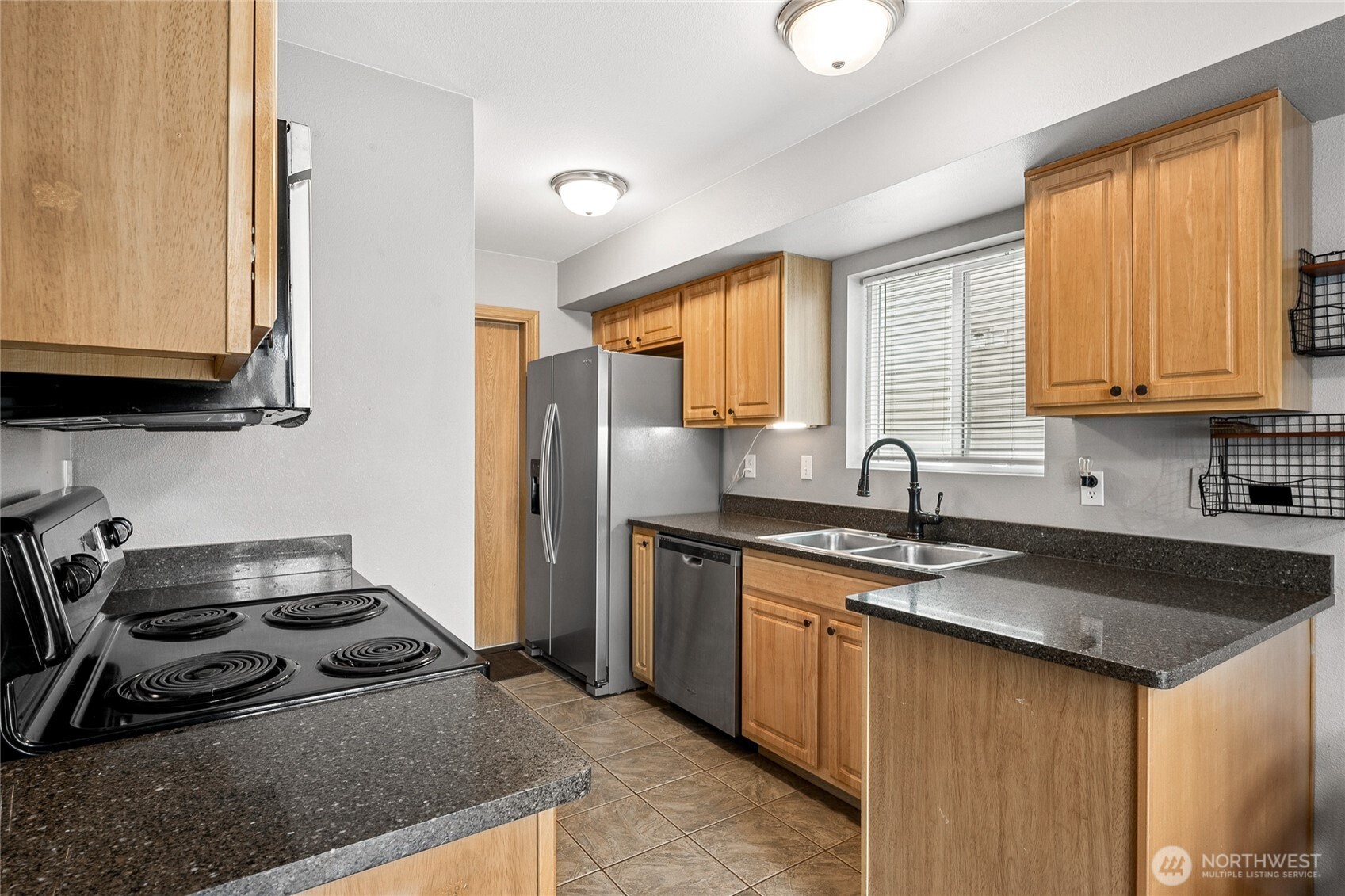 4911 N Vista Drive E #1, Bonney Lake, WA 98391