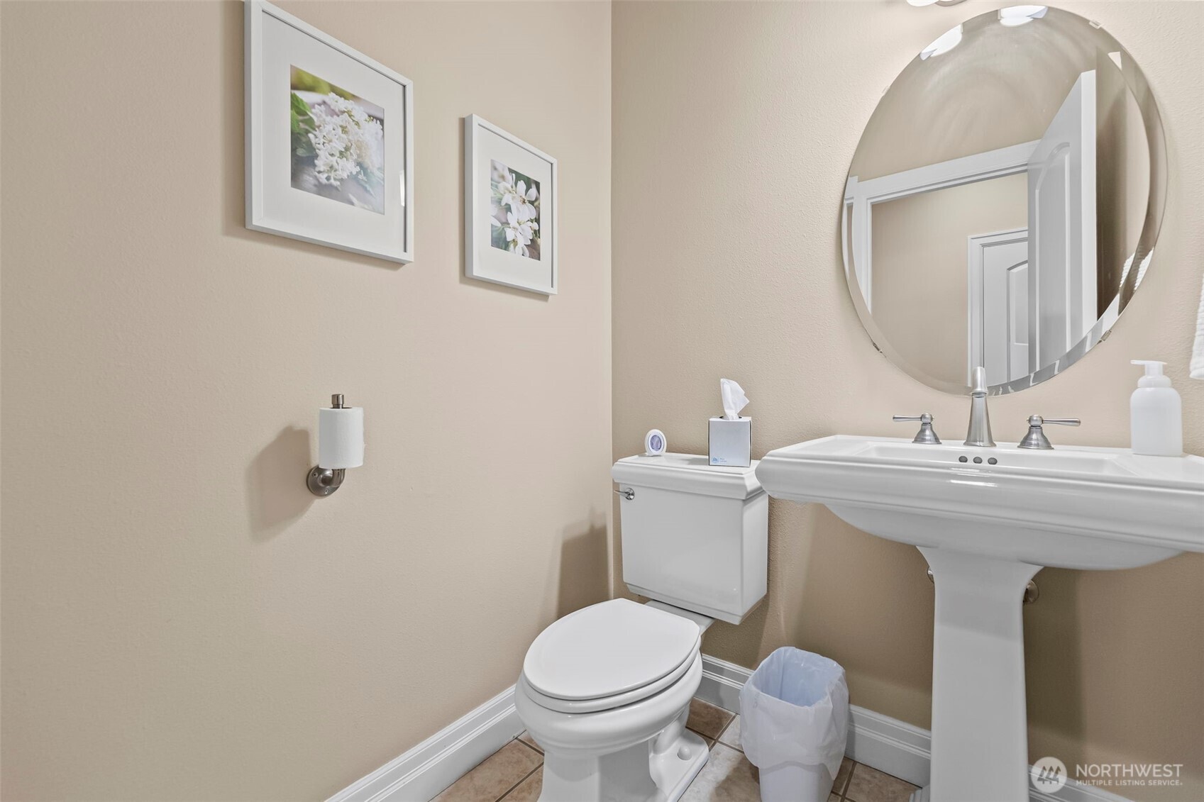 1559 Bay Hill Avenue , Fircrest, WA 98466