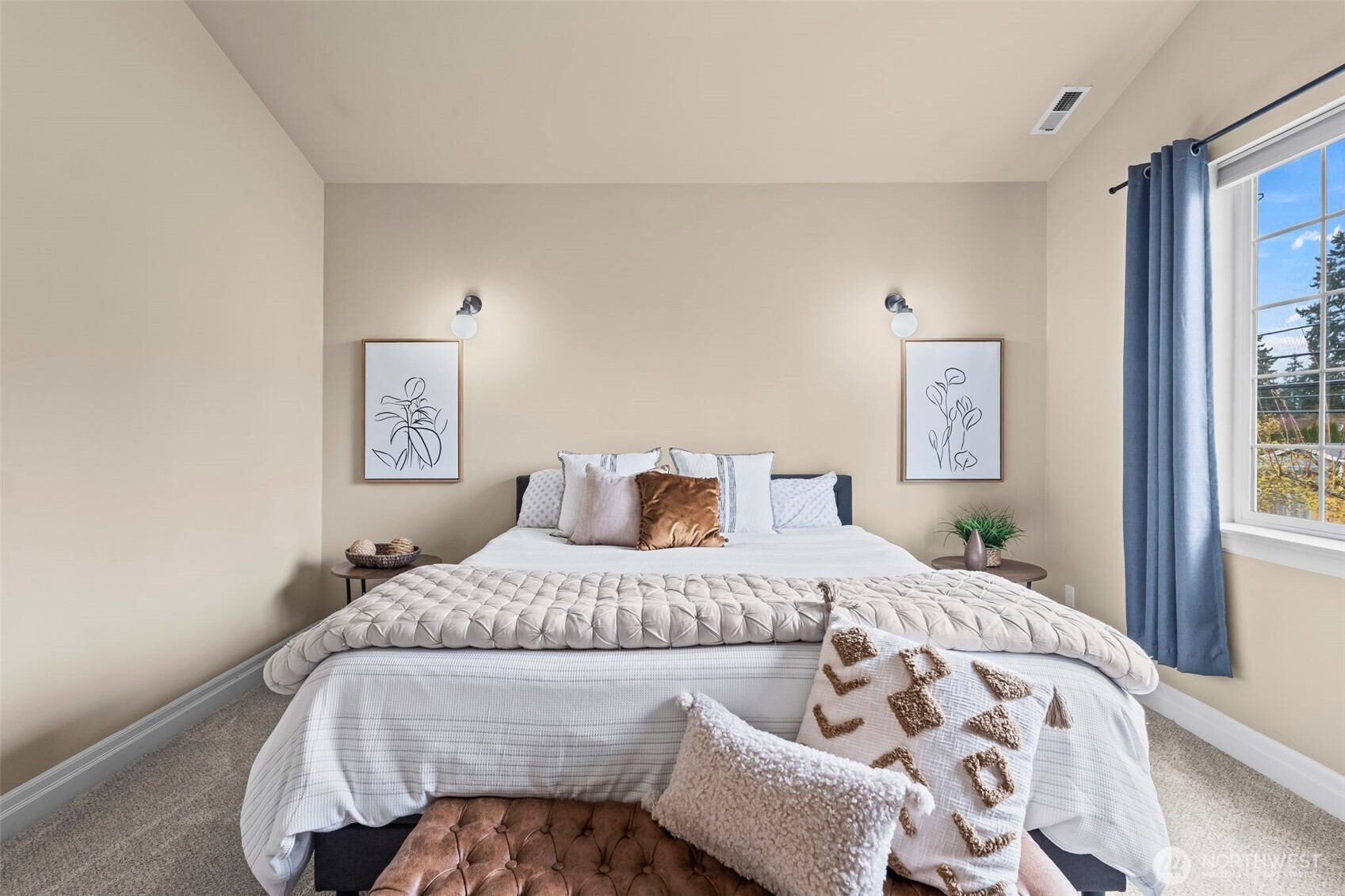 1559 Bay Hill Avenue , Fircrest, WA 98466