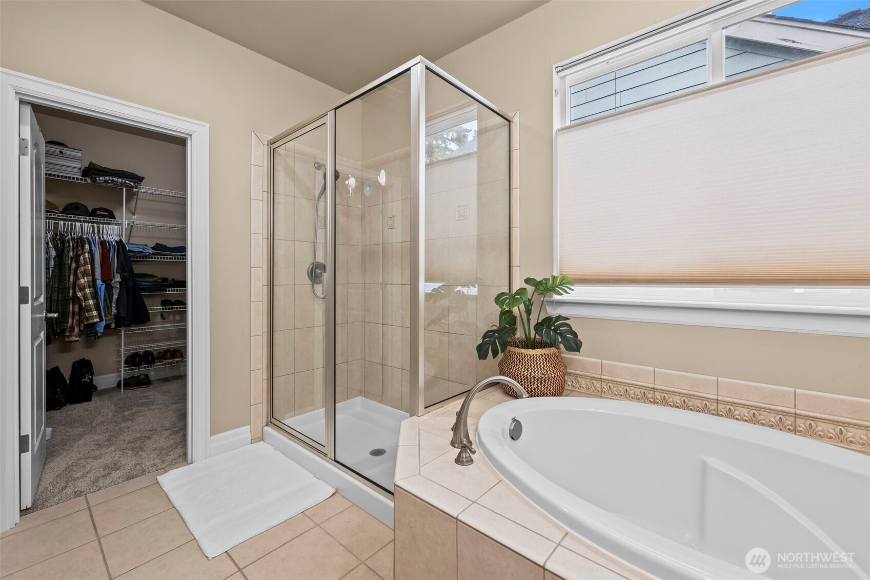 1559 Bay Hill Avenue , Fircrest, WA 98466