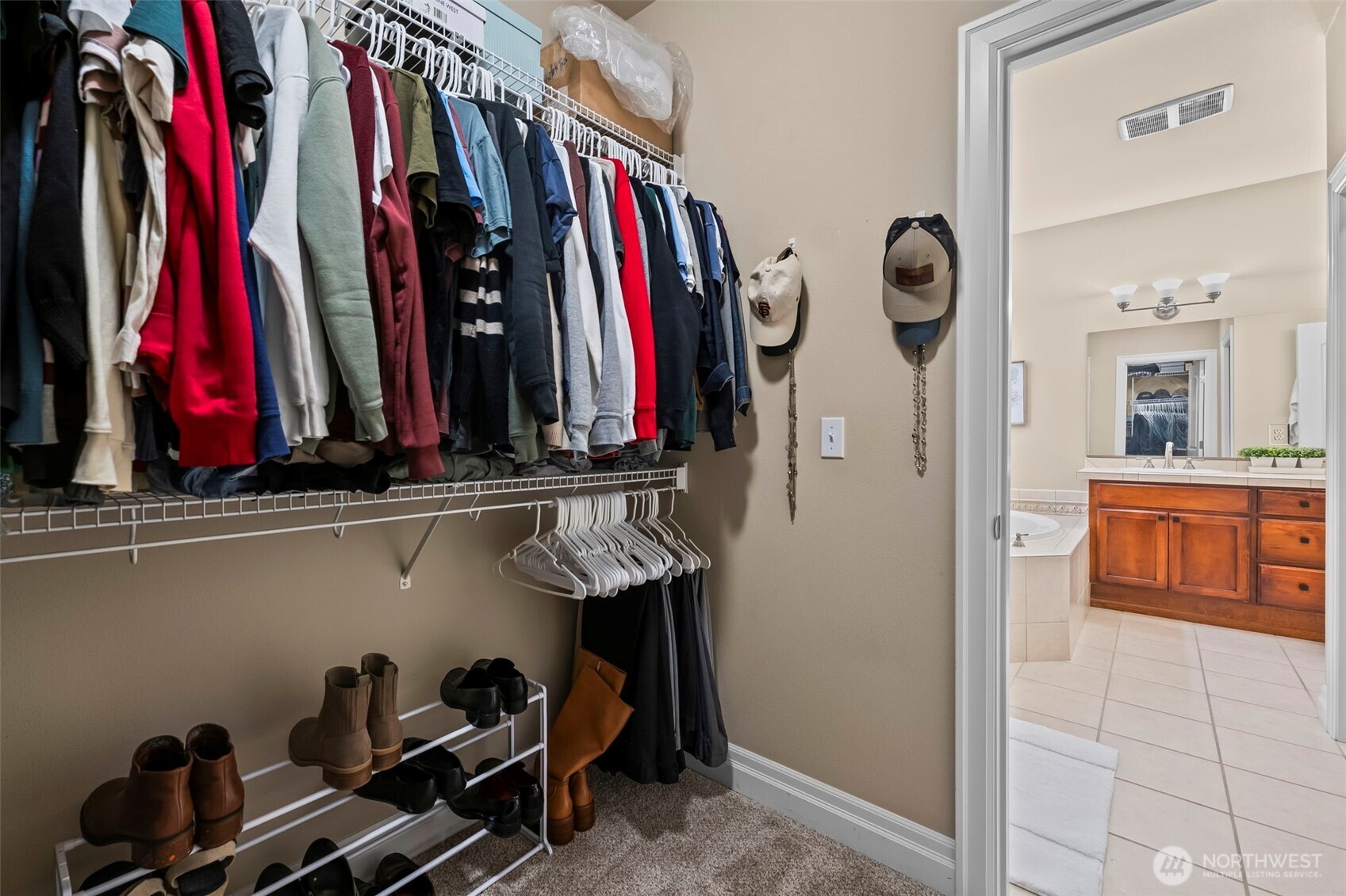 1559 Bay Hill Avenue , Fircrest, WA 98466