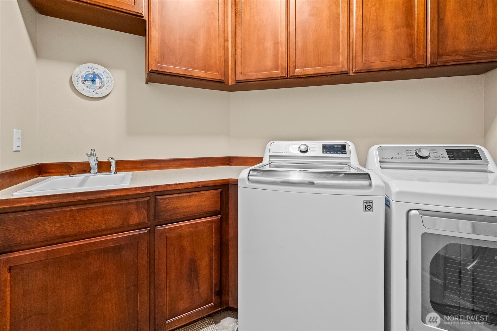 1559 Bay Hill Avenue , Fircrest, WA 98466