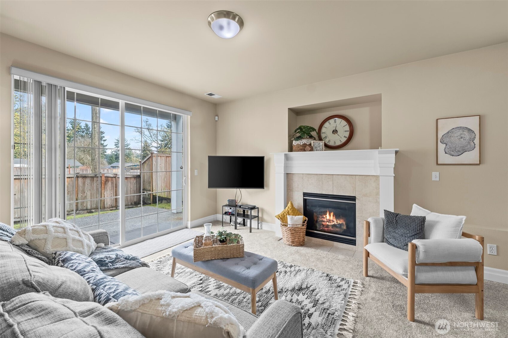 1559 Bay Hill Avenue , Fircrest, WA 98466