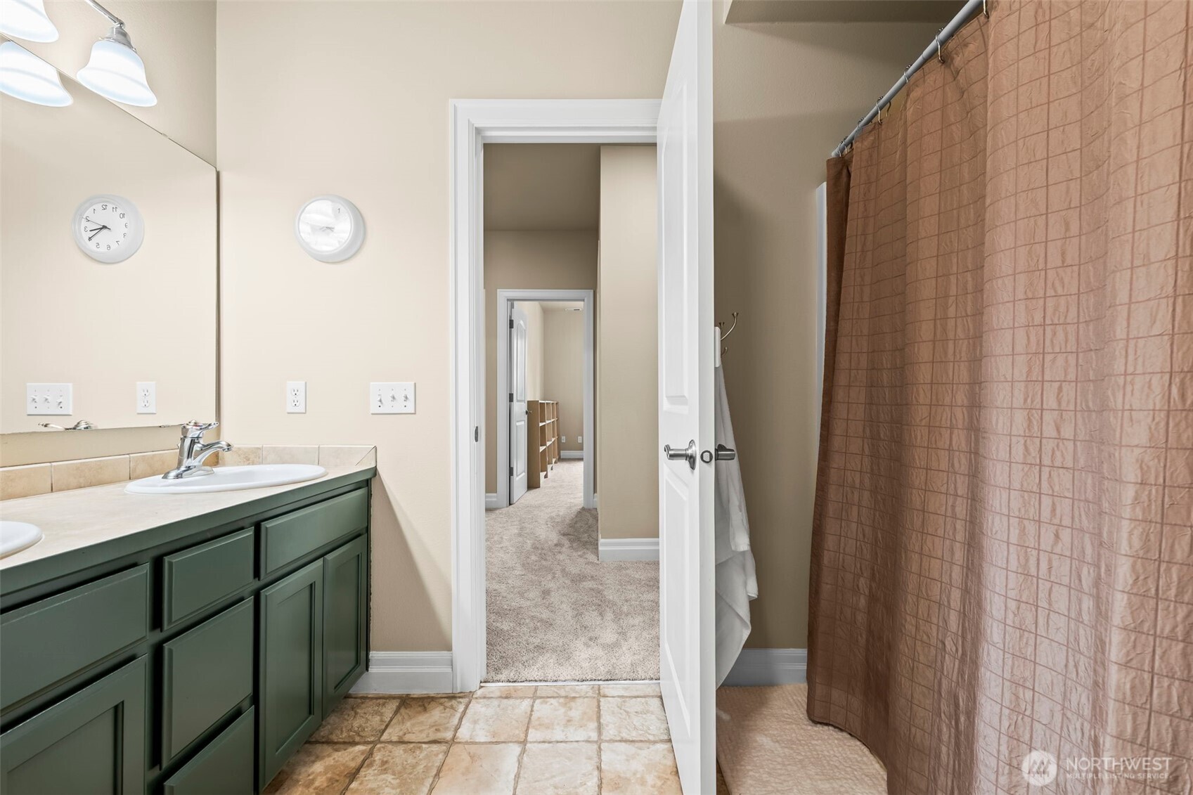 1559 Bay Hill Avenue , Fircrest, WA 98466