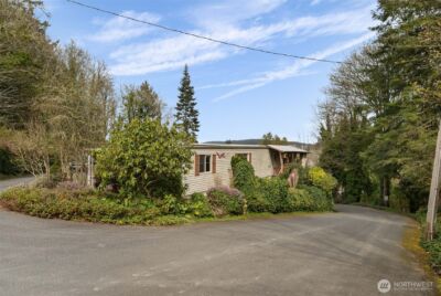 4449 Beach Drive E #22, Port Orchard, WA 98366