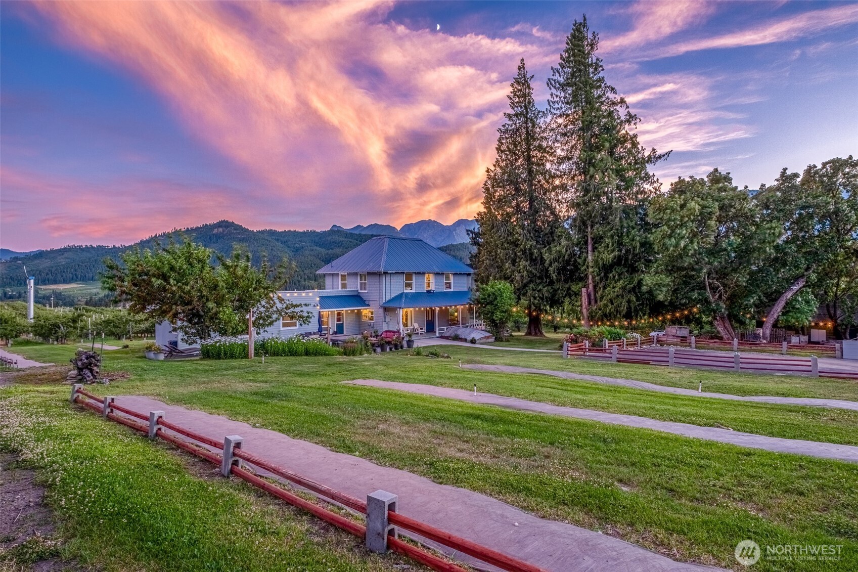 9753 Nibbelink Road , Peshastin, WA 98847