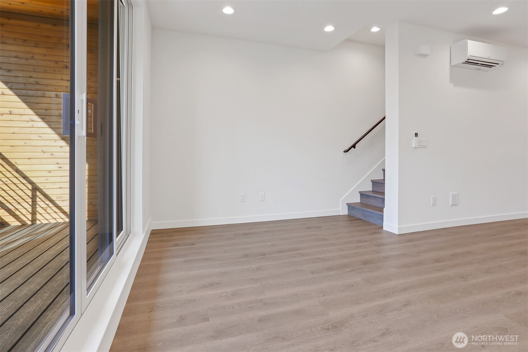 9020 13th Avenue NW #B, Seattle, WA 98117