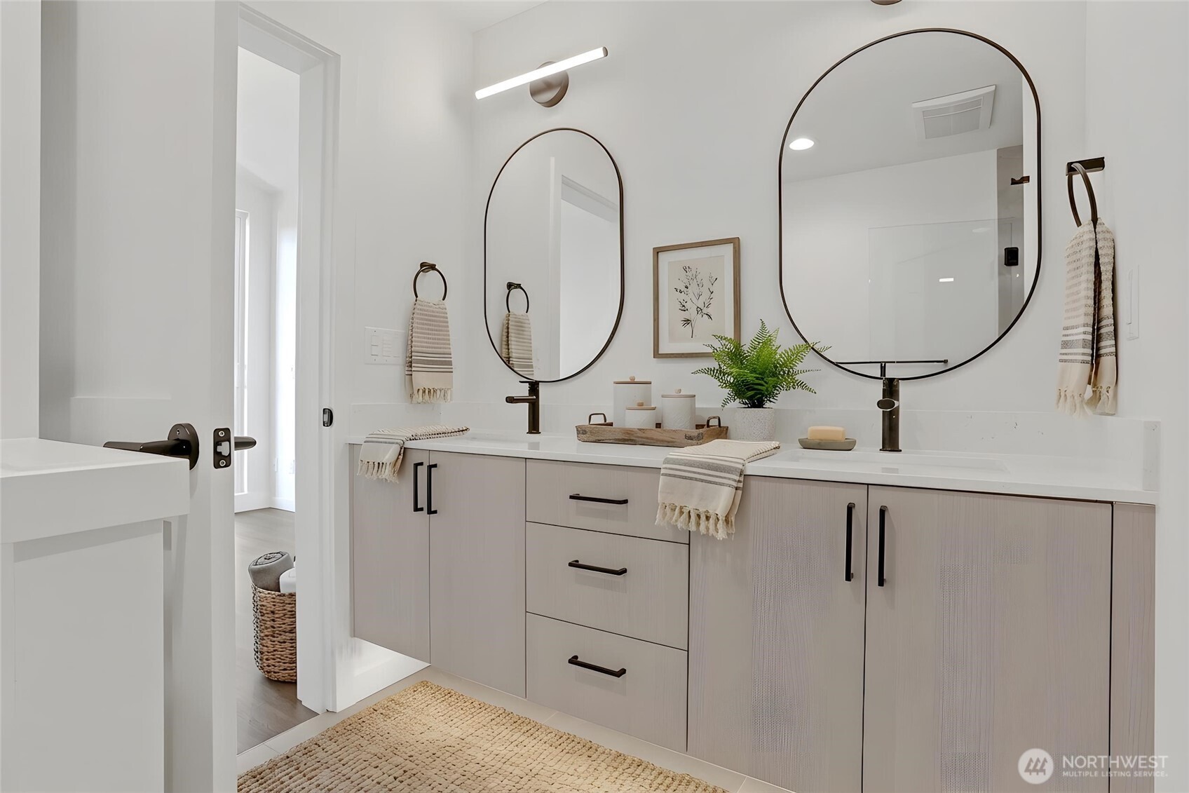 9020 13th Avenue NW #B, Seattle, WA 98117