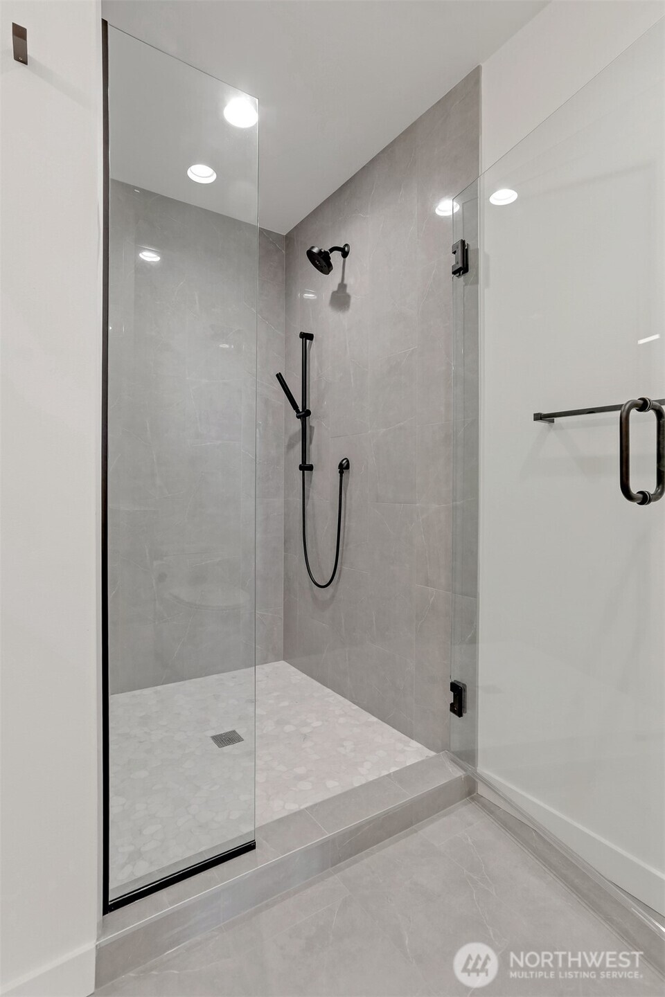 9020 13th Avenue NW #B, Seattle, WA 98117