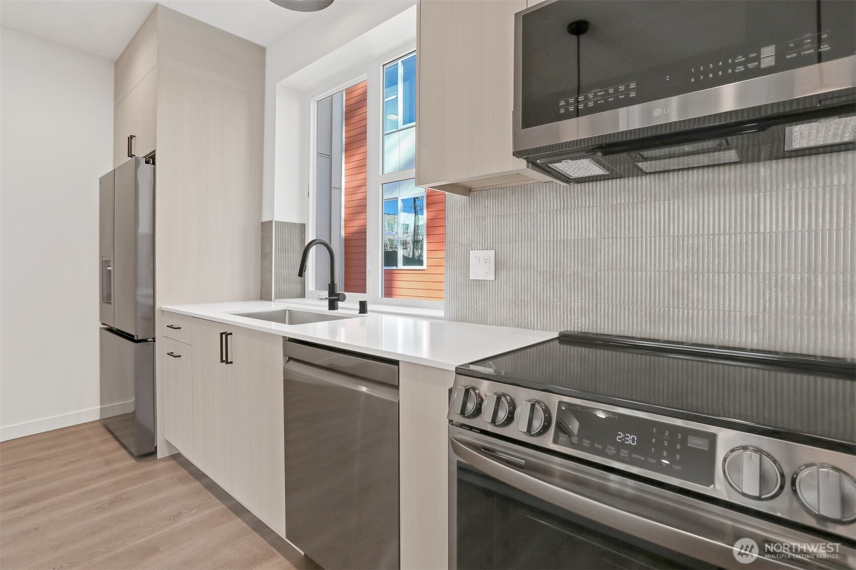 9020 13th Avenue NW #B, Seattle, WA 98117