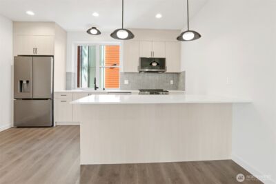 9020 13th Avenue NW #B, Seattle, WA 98117 - Photo 6