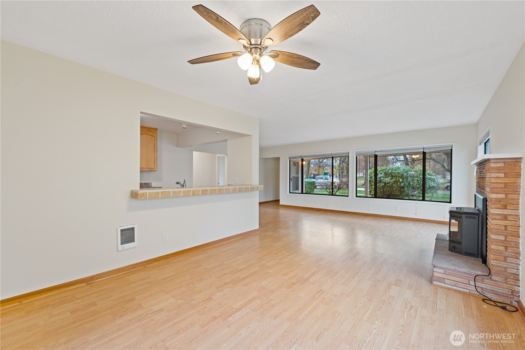 1531 Nichols Boulevard , Longview, WA 98632