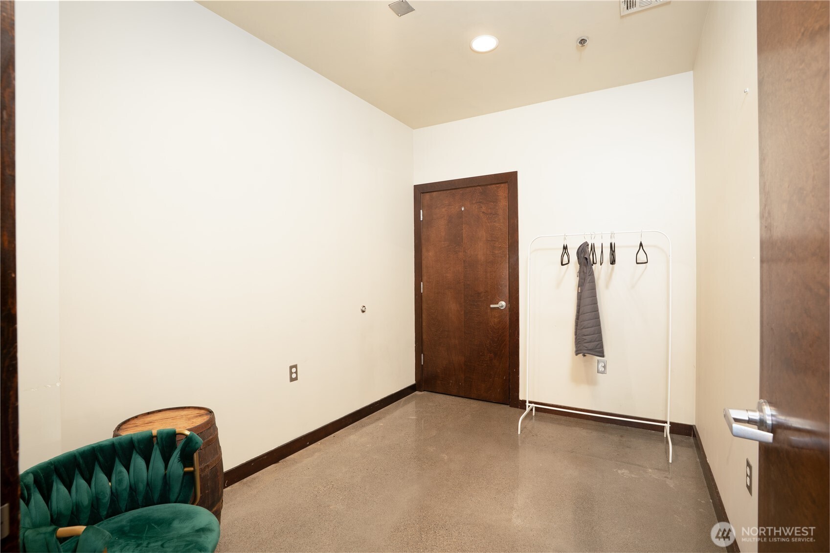 1515 Dock St #STE #2, Tacoma, WA 98402