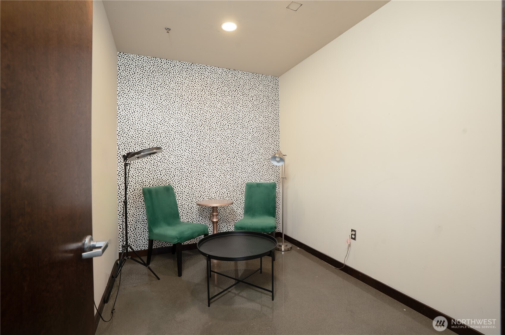 1515 Dock St #STE #2, Tacoma, WA 98402