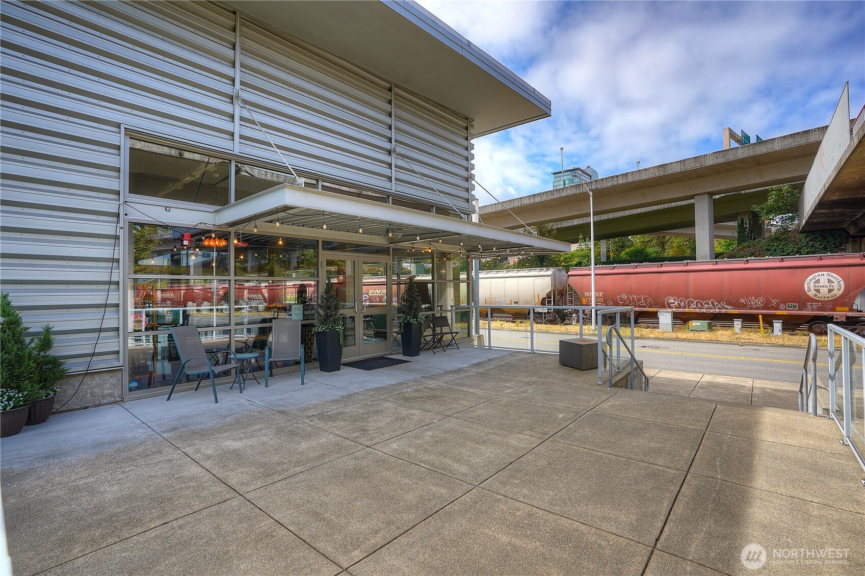 1515 Dock St #STE #2, Tacoma, WA 98402