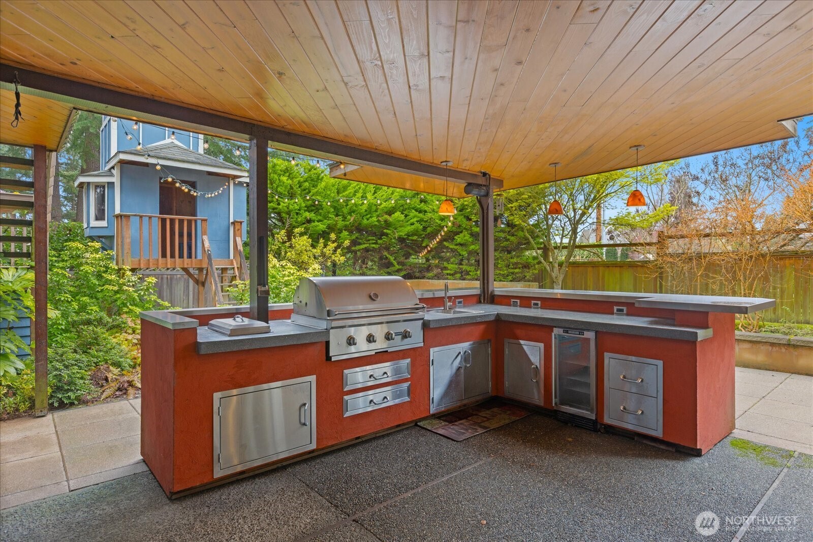19055 21st Avenue NW, Shoreline, WA 98177
