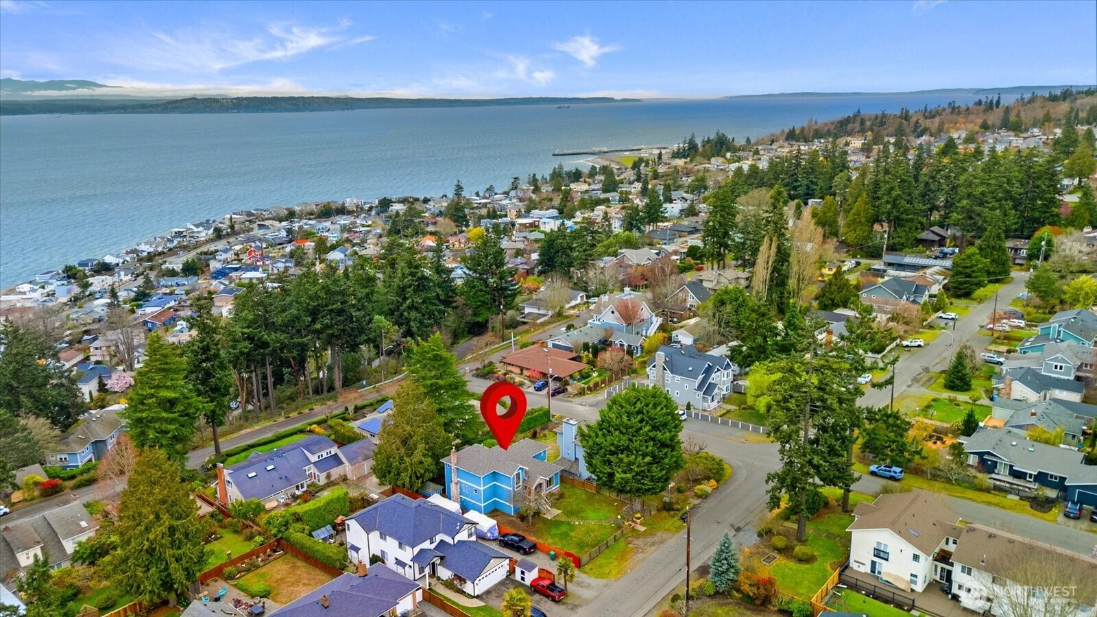19055 21st Avenue NW, Shoreline, WA 98177