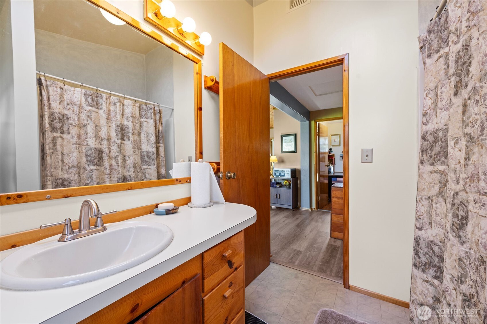 471 Barr Road , Grays River, WA 98621