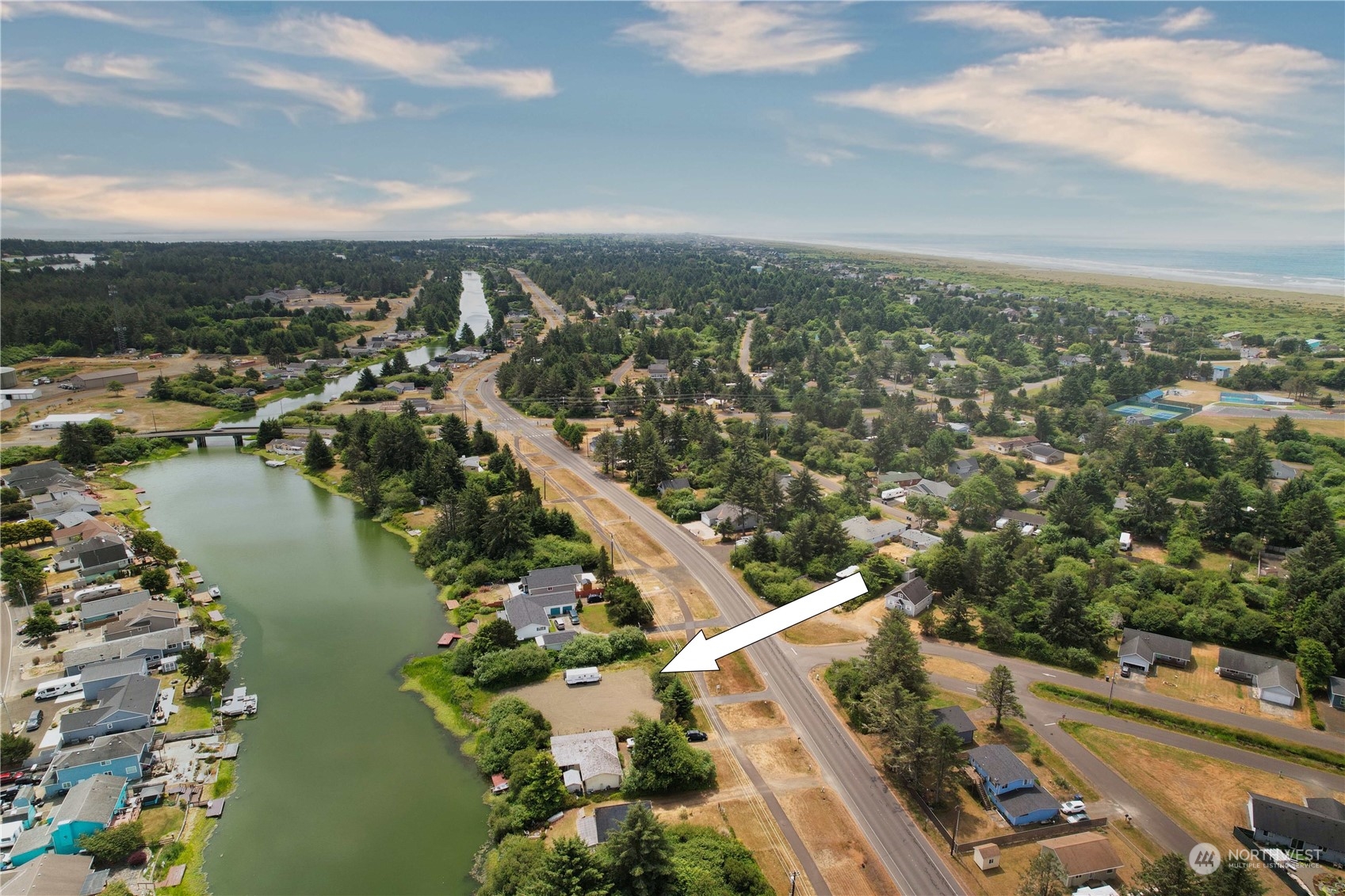 212 Point Brown Avenue NE, Ocean Shores, WA 98569