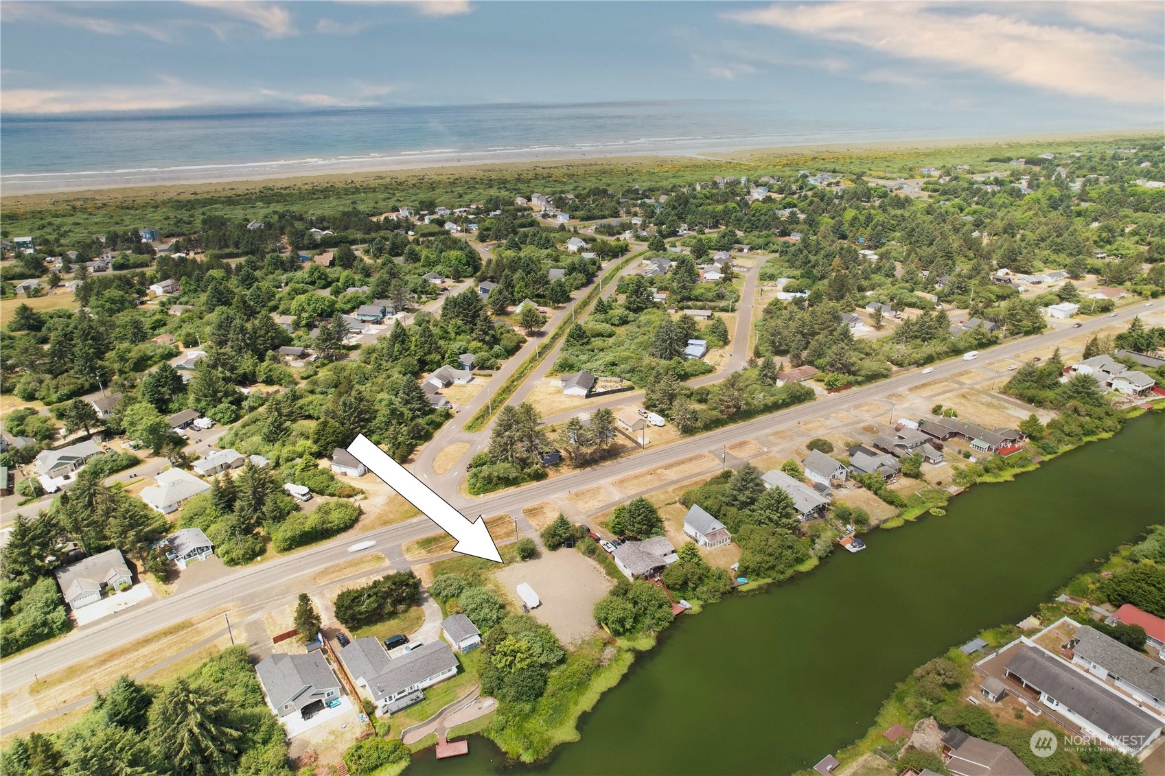 212 Point Brown Avenue NE, Ocean Shores, WA 98569