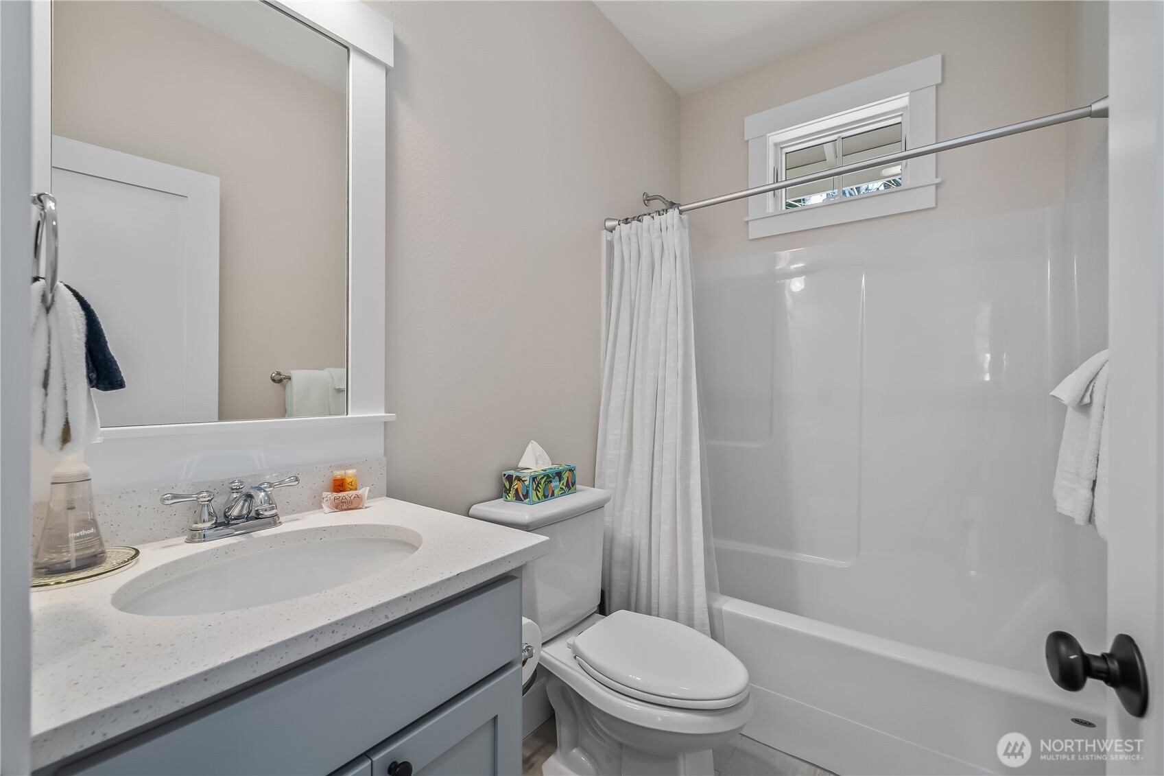 24 Switchback Lane , Pacific Beach, WA 98571