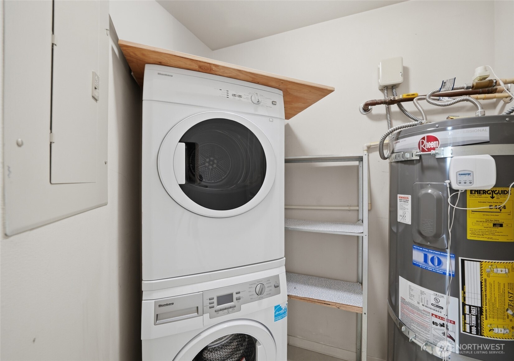 2801 1st Avenue #504, Seattle, WA 98121