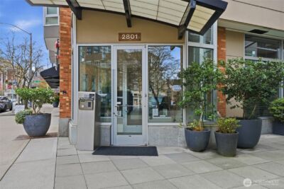2801 1st Avenue #504, Seattle, WA 98121 - Photo 2