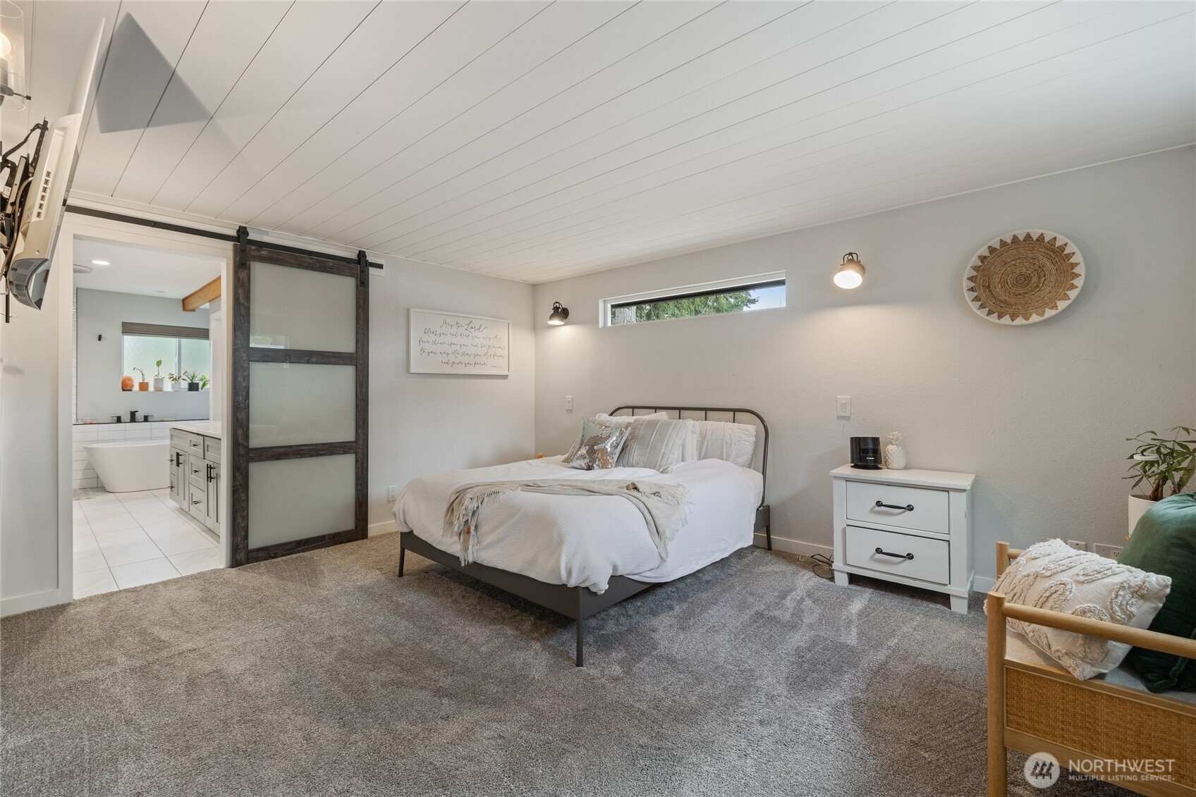 4503 Sunset Drive W, University Place, WA 98466