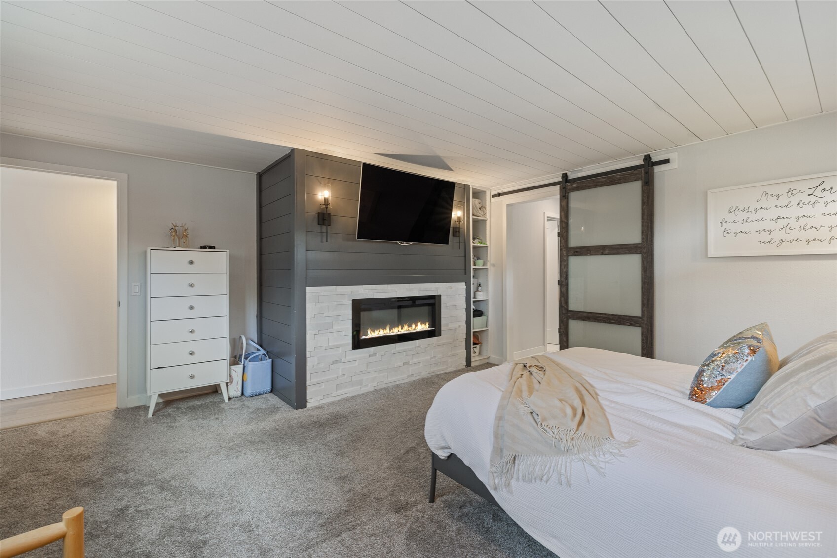 4503 Sunset Drive W, University Place, WA 98466