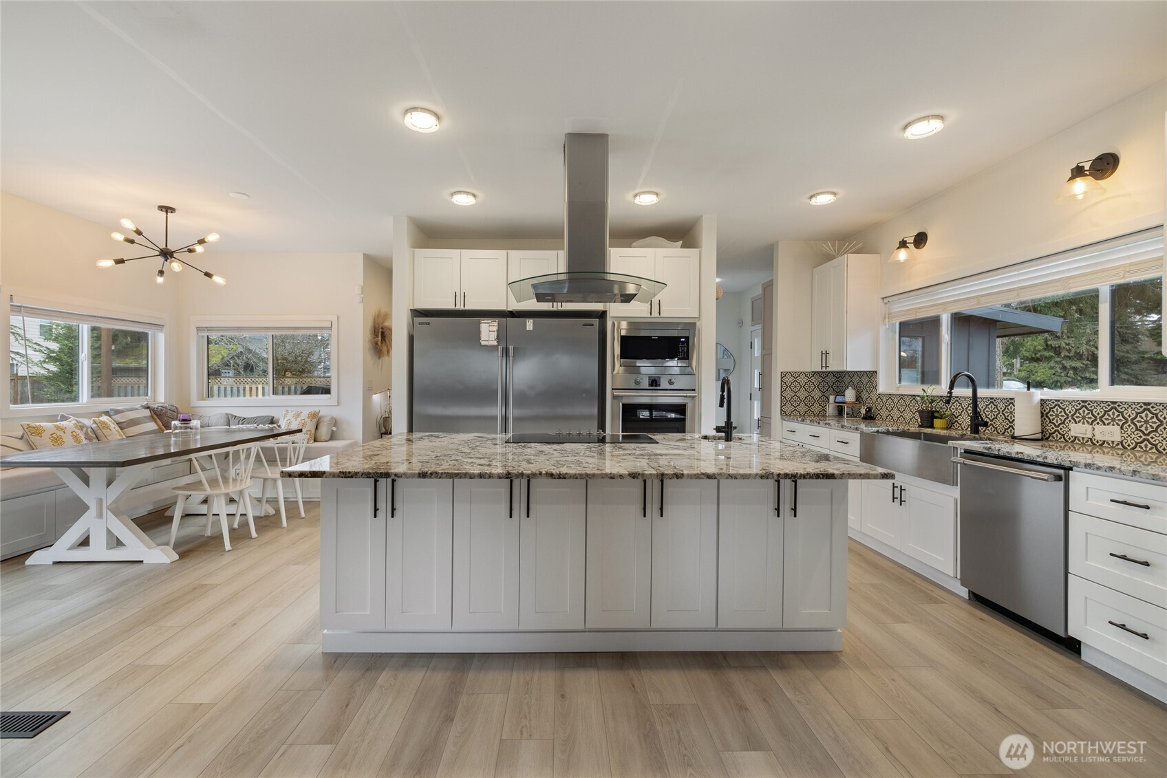 4503 Sunset Drive W, University Place, WA 98466