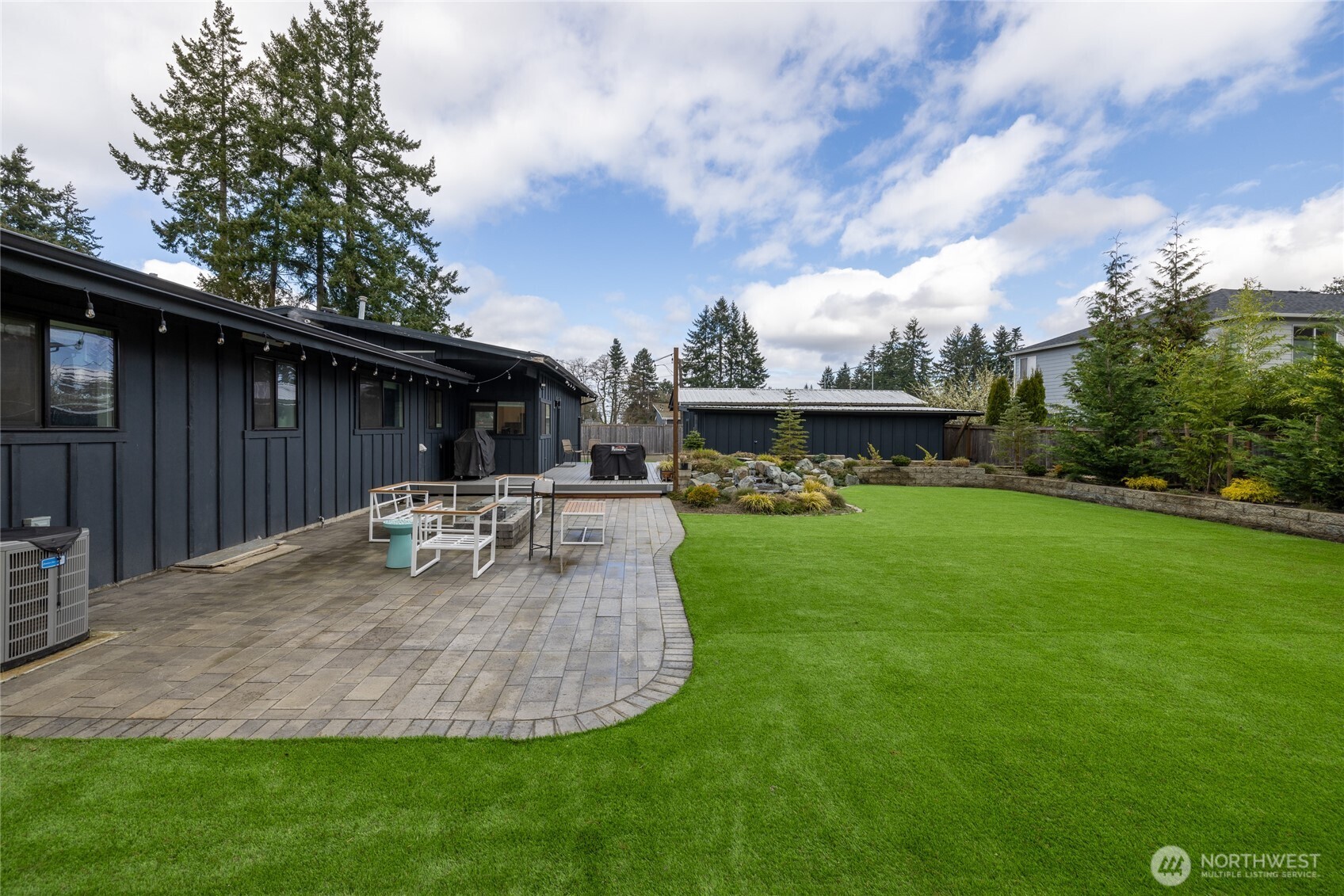 4503 Sunset Drive W, University Place, WA 98466
