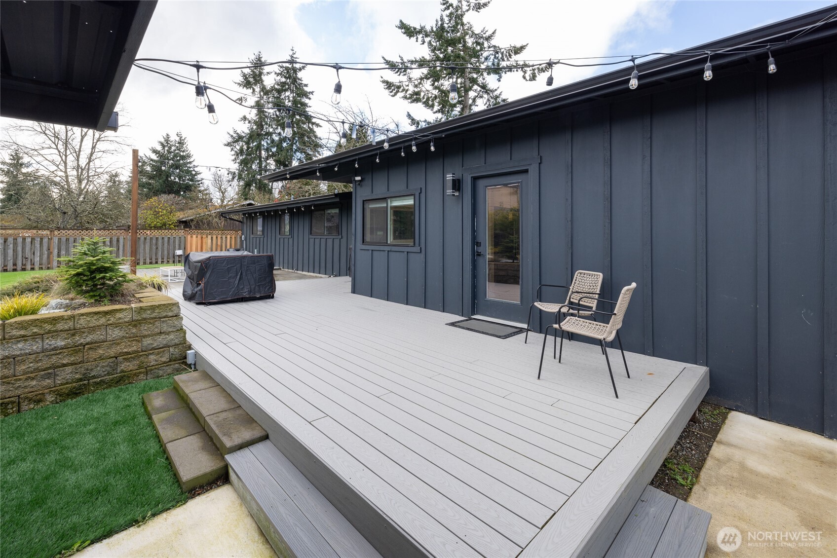 4503 Sunset Drive W, University Place, WA 98466