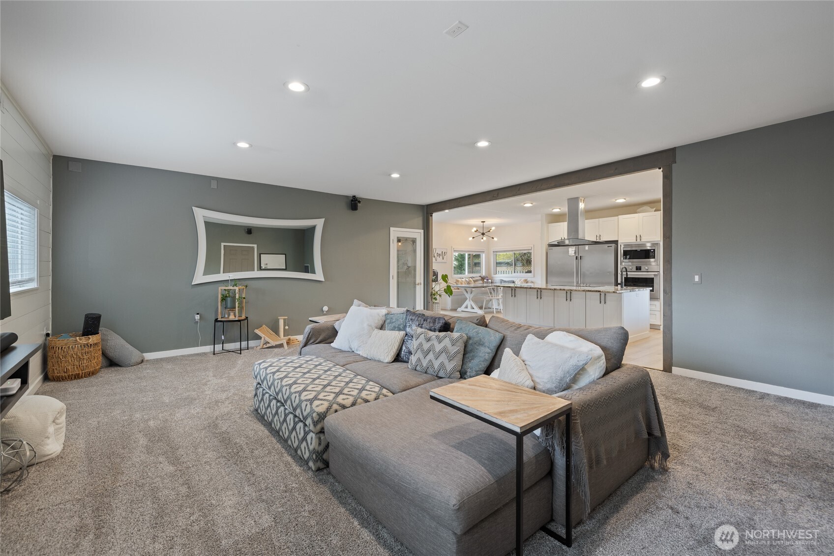 4503 Sunset Drive W, University Place, WA 98466