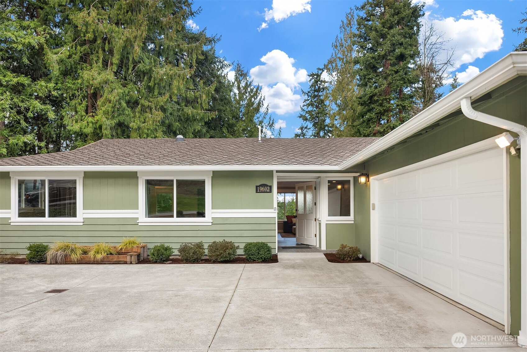 19602 SE 29th Street , Sammamish, WA 98075