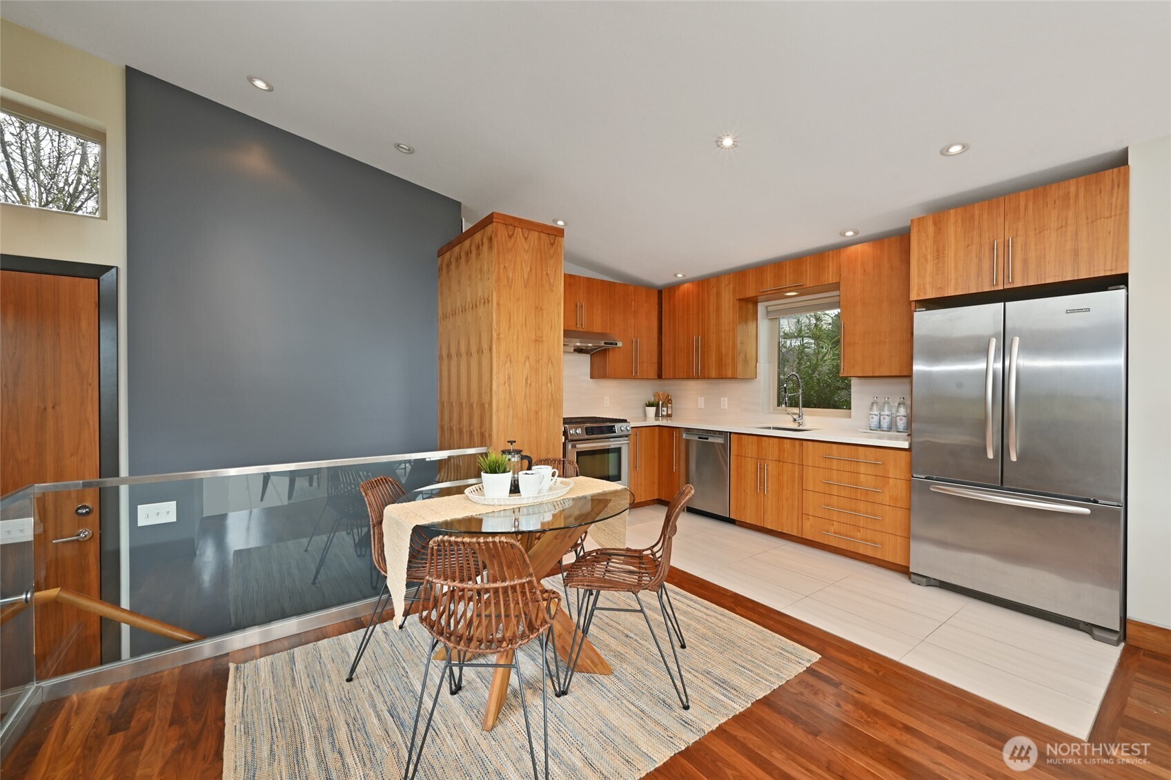 8218 2nd Avenue NE ##B, Seattle, WA 98115