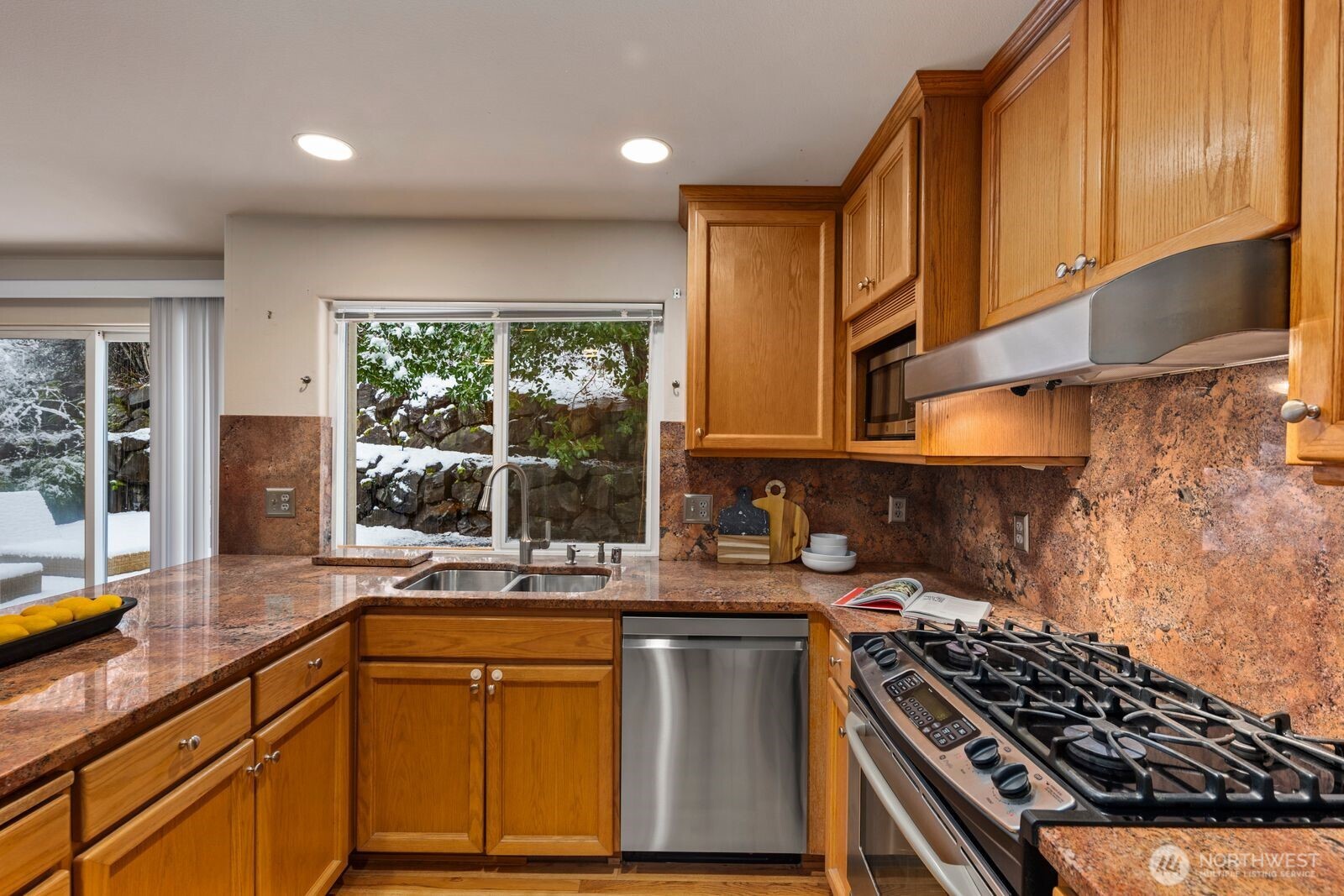 8218 126th Place SE, Newcastle, WA 98056